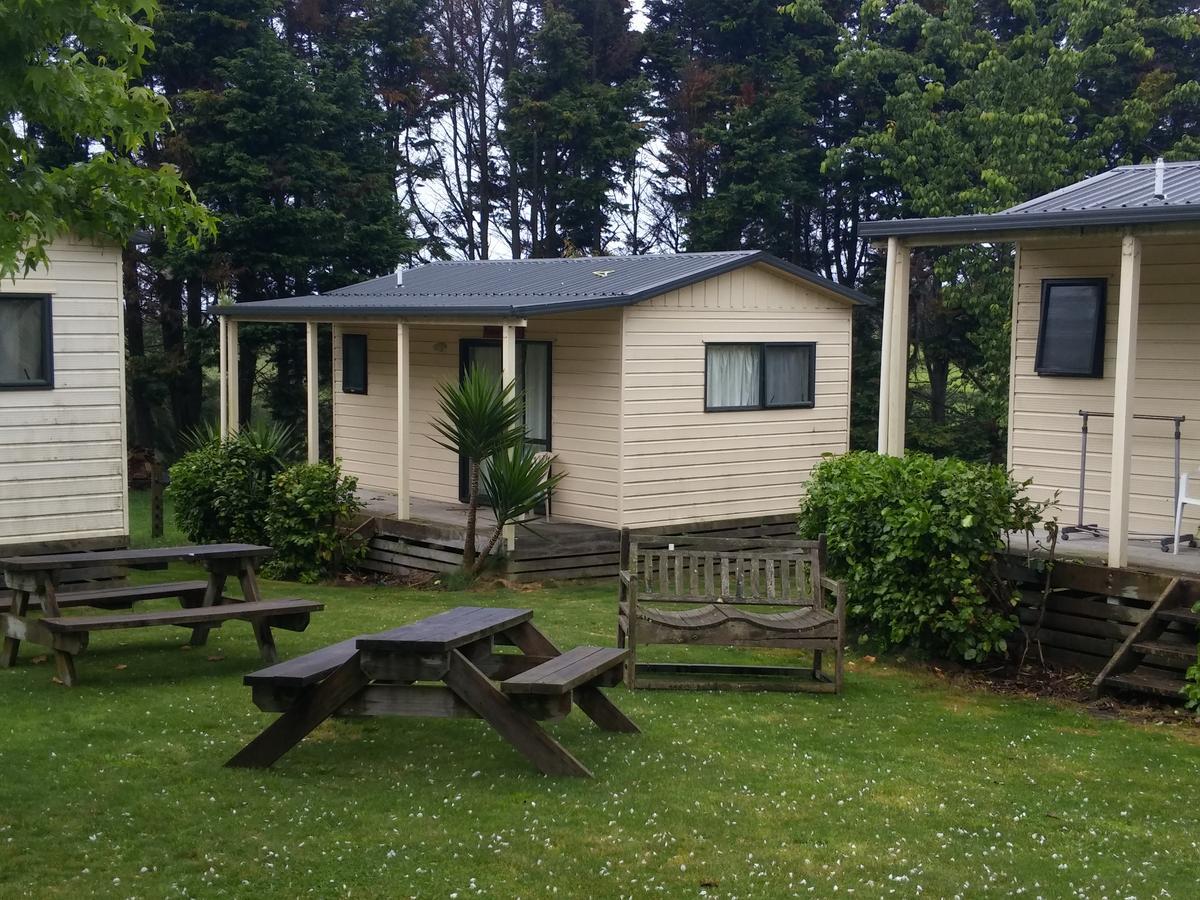 Hamilton Golf Lodge Bagian luar foto