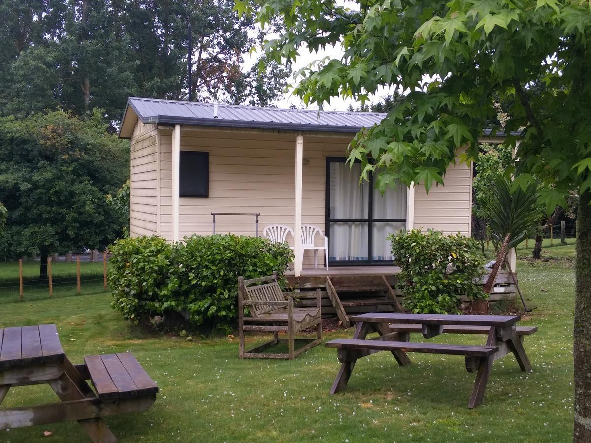 Hamilton Golf Lodge Bagian luar foto